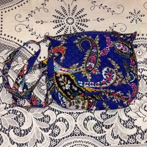 Vibrant Paisley Vera